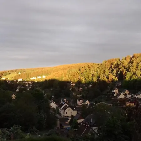 Erzgebirge - - Mit Schoenem Ausblick, Ruhige, Lage Apartment Pobershau
