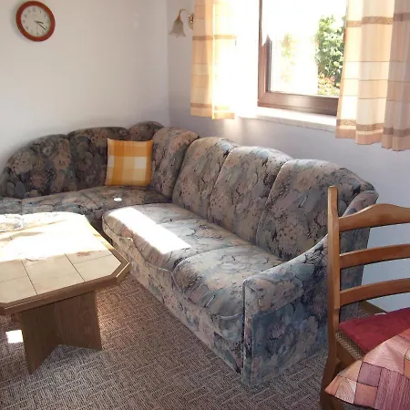 Erzgebirge - - Mit Schoenem Ausblick, Ruhige, Lage