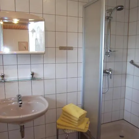 Erzgebirge - - Mit Schoenem Ausblick, Ruhige, Lage *