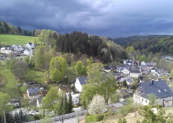 Erzgebirge - - Mit Schönem Ausblick, Ruhige, Lage Apartment *