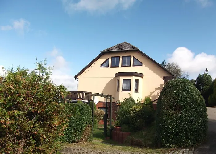 Erzgebirge - - Mit Schönem Ausblick, Ruhige, Lage Apartment